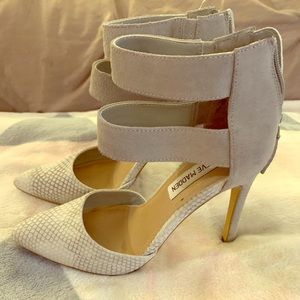 Faux Snake Pointed Toe Stilettos